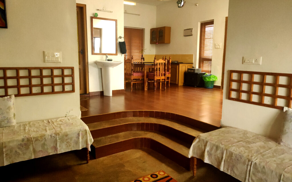 front_room1-bethhillhomestay